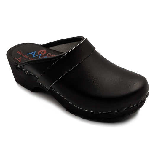 AM-Toffeln Swedish Style Clogs in Black (100)
